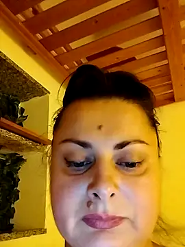 Snapshot of Geeni chatting on October 2025 01:34:02 PM Geeni online show from October 2025 01:34:02 PM