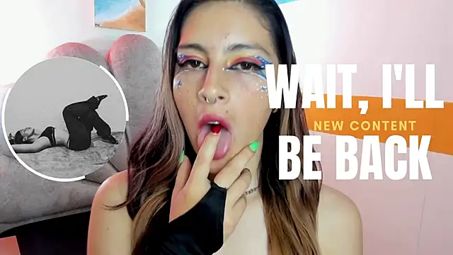 Snapshot of moon_winy chatting on October 2025 11:06:02 AM moon winy online show from October 2025 11:06:02 AM