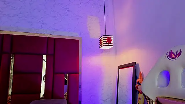 moon winy online show from March 2026 11:38:02 AM