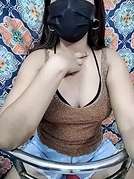 Snapshot of ZOEEE777 chatting on October 2025 01:34:01 PM ZOEEE777 online show from October 2025 01:34:01 PM