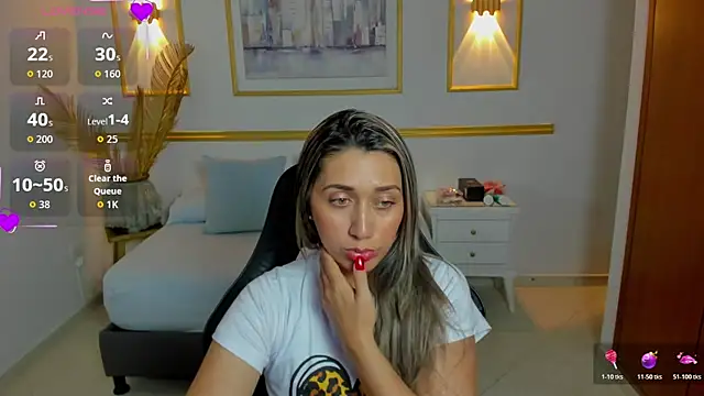 Snapshot of karlyy_ chatting on November 2025 07:24:01 PM karlyy online show from November 2025 07:24:01 PM