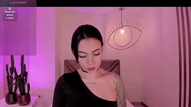 ChristineFord  online show from November 2025 12:27:01 PM