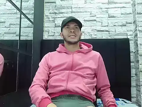 Snapshot of pether_hairy chatting on November 2025 02:10:01 AM pether hairy online show from November 2025 02:10:01 AM