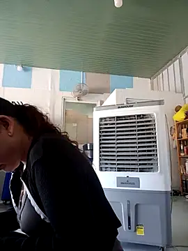 Snapshot of Ana-love2025 chatting on November 2025 02:55:02 AM Ana-love2025 online show from November 2025 02:55:02 AM