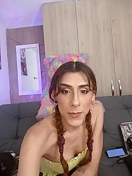 Ariadnne16 online show from November 2025 03:01:02 PM