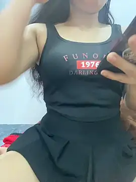 Snapshot of Nary68 chatting on October 2025 01:07:02 AM Nary68 online show from October 2025 01:07:02 AM