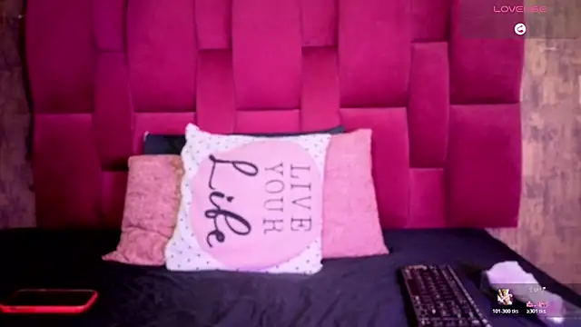 camila  bouzas online show from February 2026 12:05:02 PM