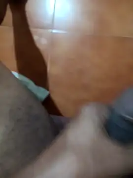 bullamon6549 online show from November 2025 05:26:02 PM