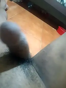 bullamon6549 online show from November 2025 05:35:02 PM