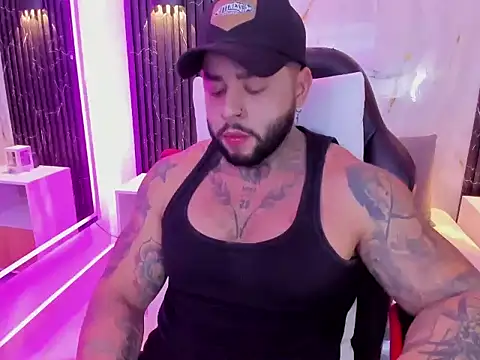 Snapshot of marcusfit1 chatting on October 2025 11:59:01 PM marcusfit1 online show from October 2025 11:59:01 PM