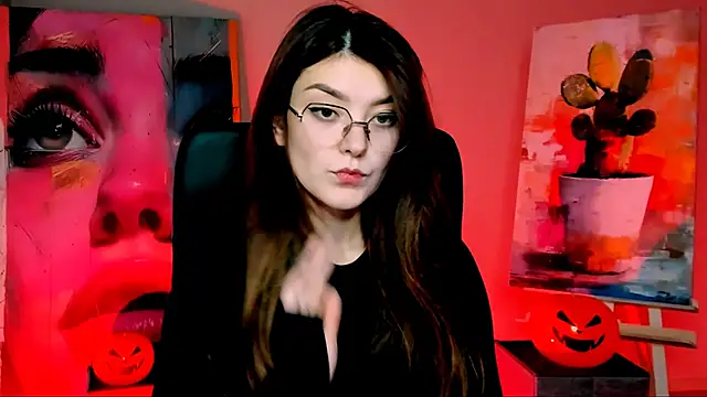 AnaSteisher online show from October 2025 01:18:02 PM