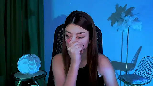 AnaSteisher online show from December 2025 02:25:02 PM