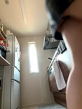 Snapshot of Sakura_00_ chatting on November 2025 04:06:02 AM Sakura 00 online show from November 2025 04:06:02 AM