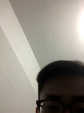 Snapshot of liamhn2k4 chatting on October 2025 01:34:01 PM liamhn2k4 online show from October 2025 01:34:01 PM