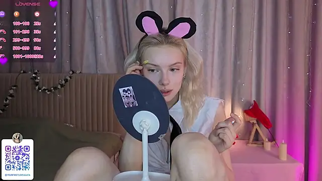 Snapshot of Sunshine_agata chatting on June 2026 05:01:02 AM Sunshine agata online show from June 2026 05:01:02 AM