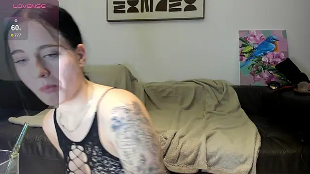 Snapshot of LexiSinnn chatting on December 2025 06:15:01 PM LexiSinnn online show from December 2025 06:15:01 PM