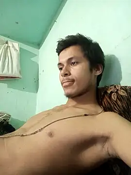 maxmishra18 online show from October 2025 04:00:01 PM