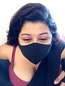 Cuty-Lina online show from November 2025 03:49:01 AM