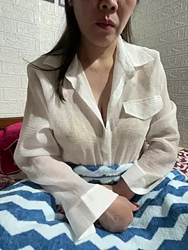 tabby-cat11 online show from February 2026 02:05:01 PM