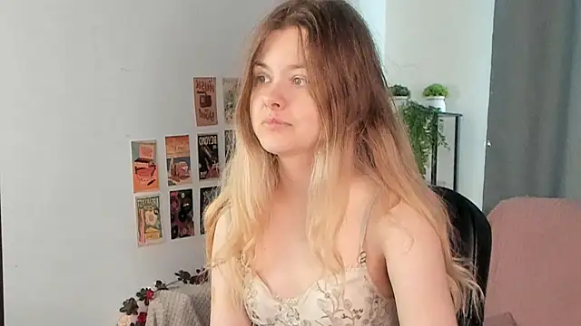 DreamSinder online show from April 2026 06:00:02 AM