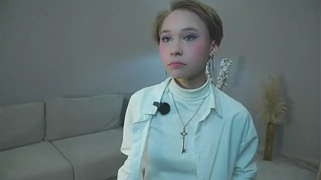 SabraDonkle online show from October 2025 11:33:02 AM