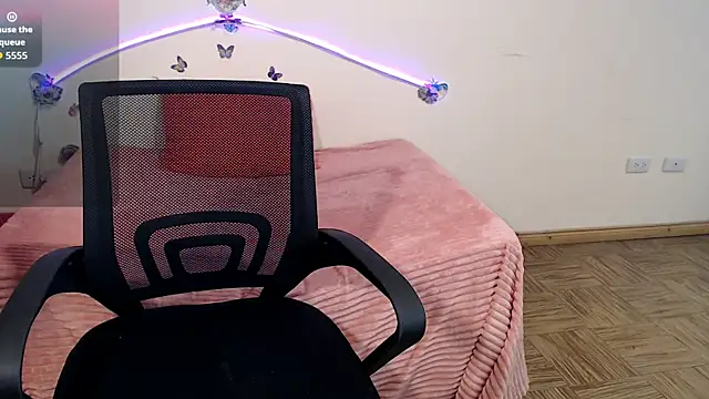 Snapshot of DANYXS chatting on November 2025 12:38:02 PM DANYXS online show from November 2025 12:38:02 PM