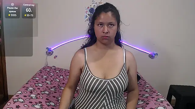 Snapshot of DANYXS chatting on November 2025 01:43:01 PM DANYXS online show from November 2025 01:43:01 PM