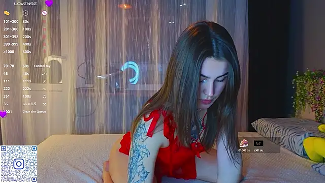 TinyMollys online show from February 2026 04:59:01 PM