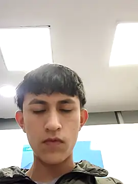 hoot booys  online show from December 2025 08:35:01 PM