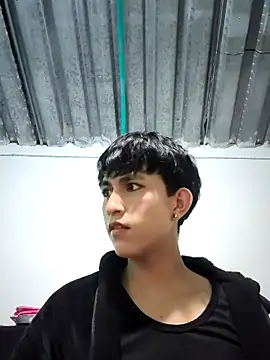 hoot booys  online show from January 2026 12:36:02 AM