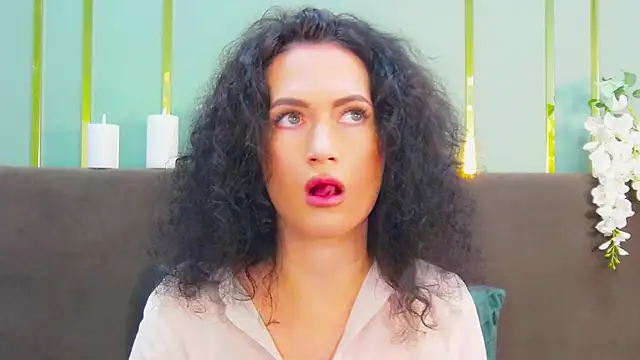 Snapshot of JaneWalch chatting on November 2025 10:47:02 AM JaneWalch online show from November 2025 10:47:02 AM