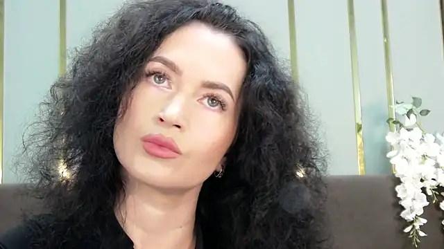 Snapshot of JaneWalch chatting on November 2025 10:58:01 AM JaneWalch online show from November 2025 10:58:01 AM