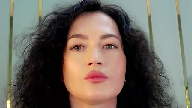 Snapshot of JaneWalch chatting on November 2025 10:15:02 AM JaneWalch online show from November 2025 10:15:02 AM