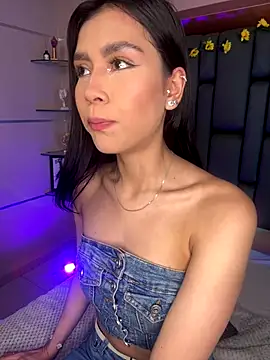 TanyaBello online show from December 2025 02:35:01 PM