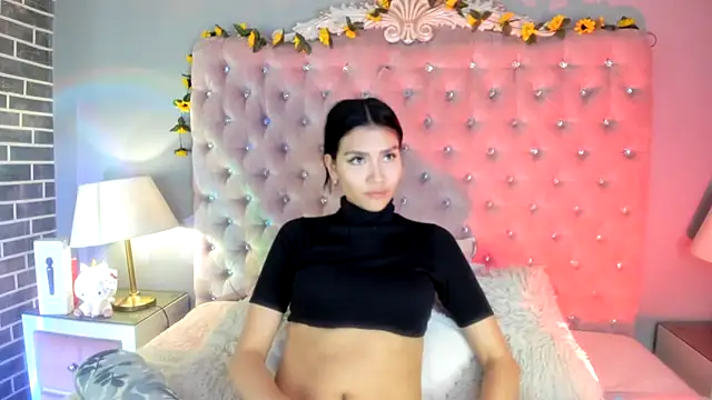 Snapshot of TanyaBello chatting on June 2026 04:43:02 AM TanyaBello online show from June 2026 04:43:02 AM