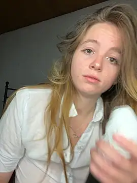 Rhyumii online show from July 2026 08:38:01 PM