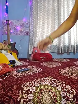 Snapshot of Desi_Maya69 chatting on May 2026 06:53:01 AM Desi Maya69 online show from May 2026 06:53:01 AM