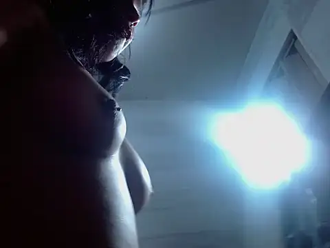 Snapshot of petite_coral chatting on October 2025 06:47:01 PM petite coral online show from October 2025 06:47:01 PM