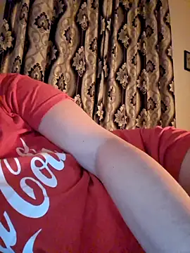 Ariana381 online show from November 2025 09:25:02 PM