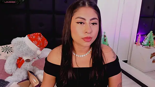 TamaraLeen online show from November 2025 07:40:03 PM