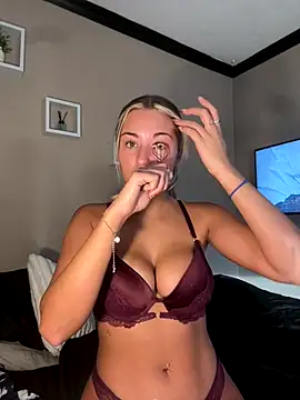 LaceyMilliexoxo online show from November 2025 10:27:01 AM