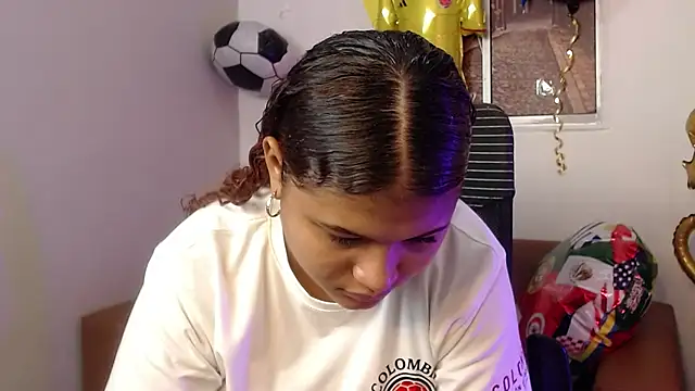 miel alisha online show from June 2026 12:20:01 PM
