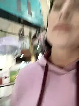 Snapshot of Luna_7777 chatting on November 2025 01:02:01 PM Luna 7777 online show from November 2025 01:02:01 PM