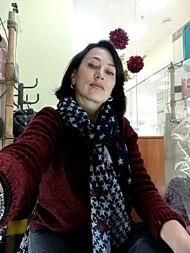 Snapshot of Luna_7777 chatting on November 2025 11:36:02 AM Luna 7777 online show from November 2025 11:36:02 AM