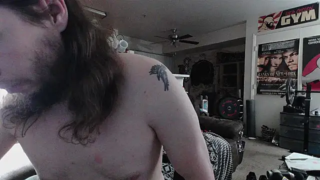 biggerisbetter12 online show from April 2026 11:05:02 AM