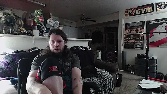 biggerisbetter12 online show from April 2026 09:05:01 AM