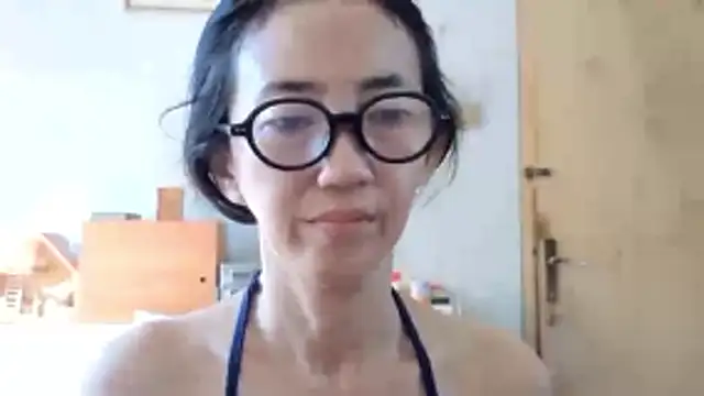 Snapshot of princessD077 chatting on May 2026 01:58:02 AM princessD077 online show from May 2026 01:58:02 AM