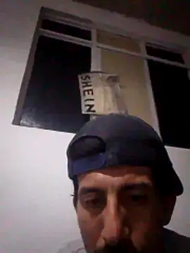 Snapshot of Orlao25cm chatting on February 2026 05:01:02 AM Orlao25cm online show from February 2026 05:01:02 AM