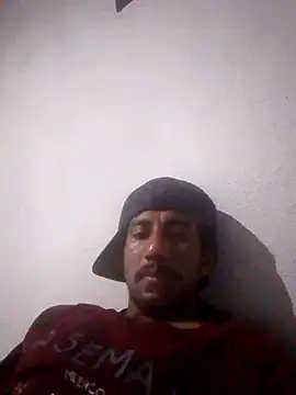 Snapshot of Orlao25cm chatting on February 2026 06:40:01 AM Orlao25cm online show from February 2026 06:40:01 AM