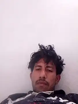 Snapshot of Orlao25cm chatting on February 2026 09:44:01 PM Orlao25cm online show from February 2026 09:44:01 PM